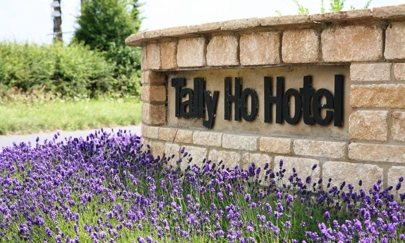 The Tally Ho Hotel - B&B บิสเตอร์ ภายนอก รูปภาพ